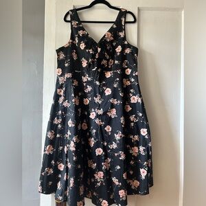Torrid Floral Pleated Front Swing Dress size 18